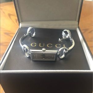GUCCI bracelet watch